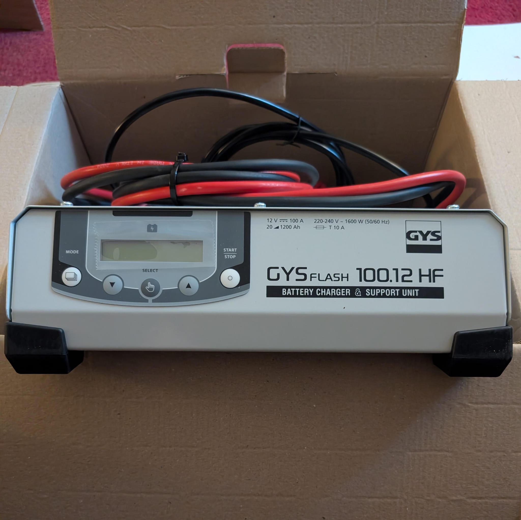 Anker Solix battery support unit mobile jump start Devon